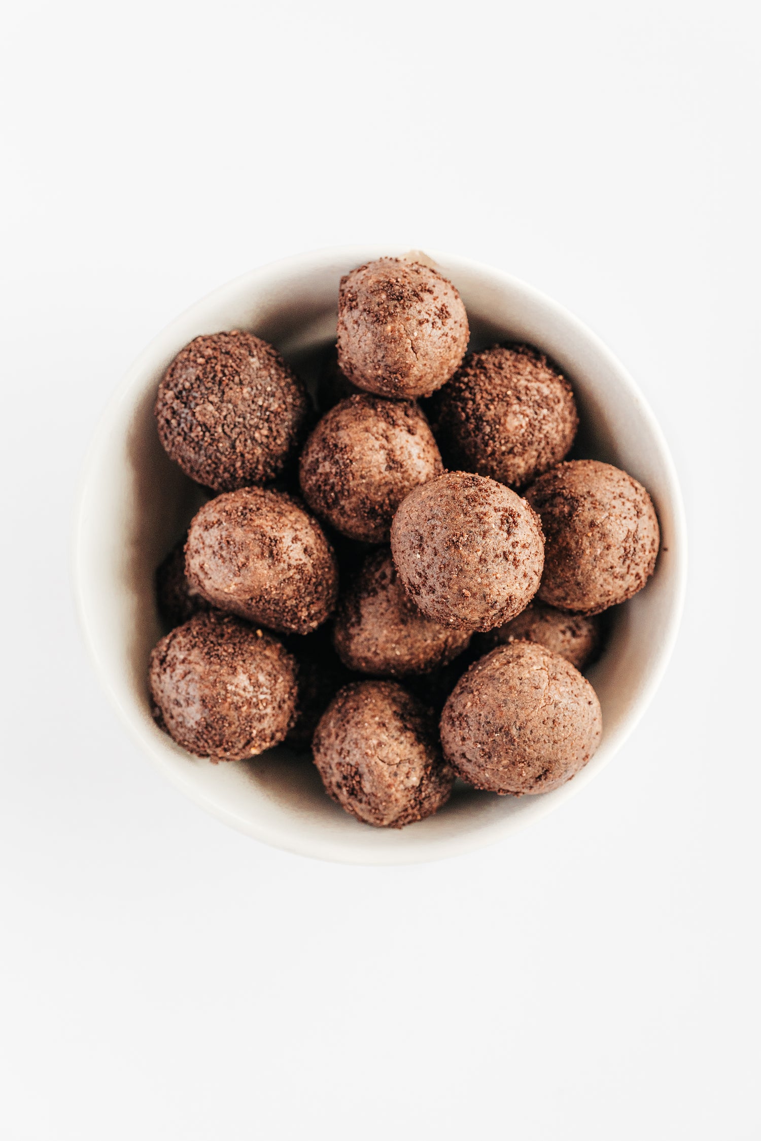 COOKIES & CREAM ENERGY BALLS (Pack of 4) – image 1